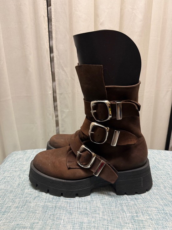 Steve Madden Shoes - Steve Madden Roland Brown Leather Triple Buckle Moto Boots Size 8M